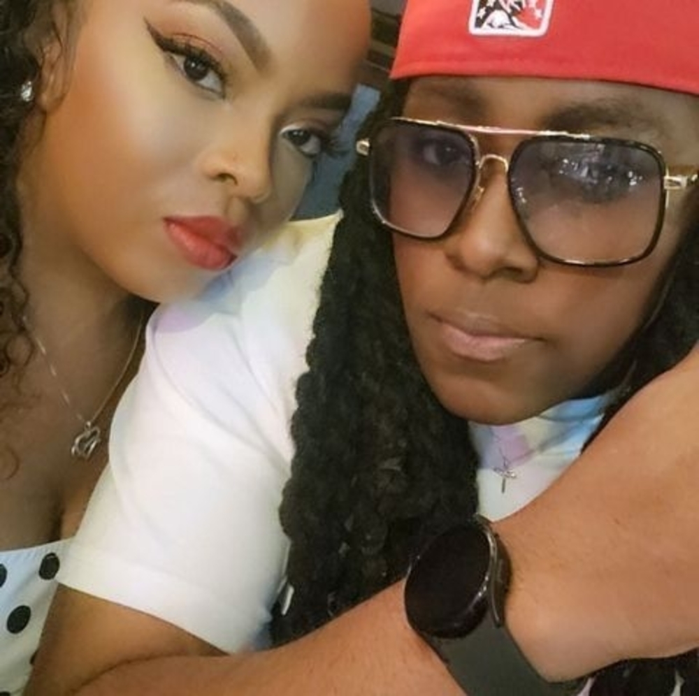 Meet your Posher, Pam